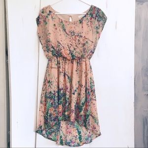 Peachy, summery lined dress with cap sleeves